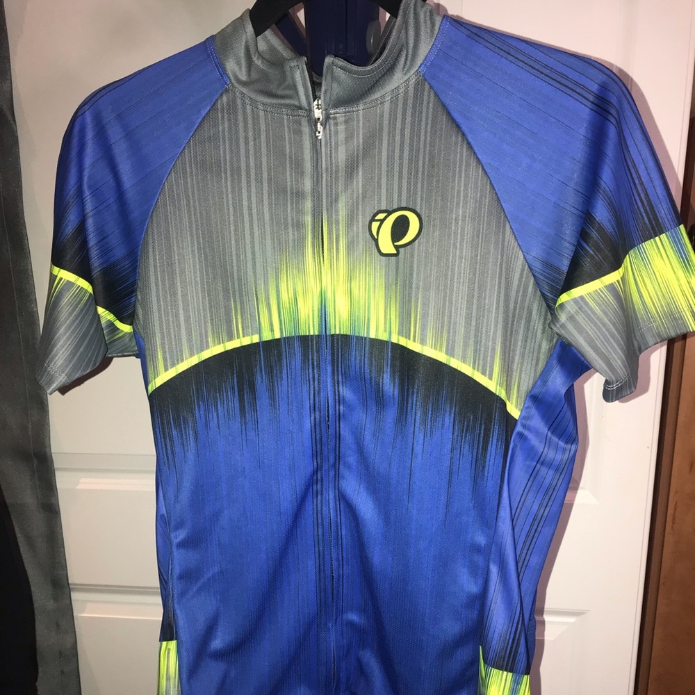 NWOT- Pearl Izumi women’s bike jersey size XL
